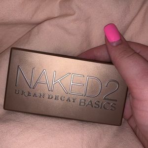 URBAN DECAY EYESHADOW PALETTE